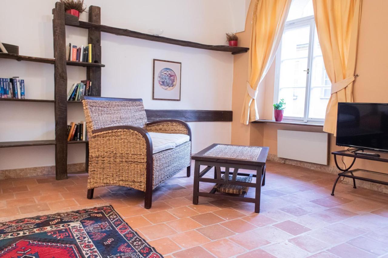 Residence Thunovska Apartment *