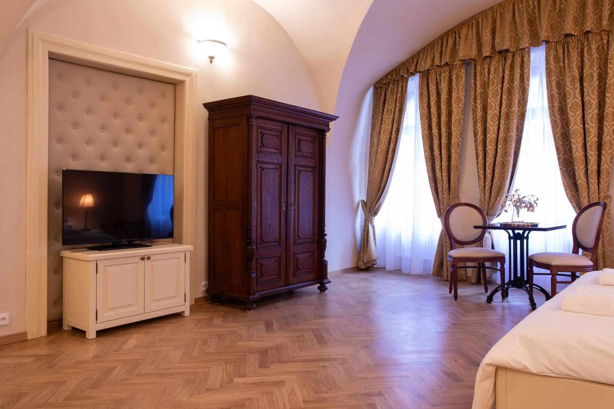 Residence Thunovska Prague