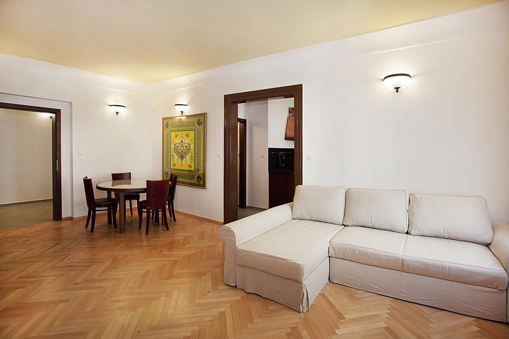 Appartement Thunovska