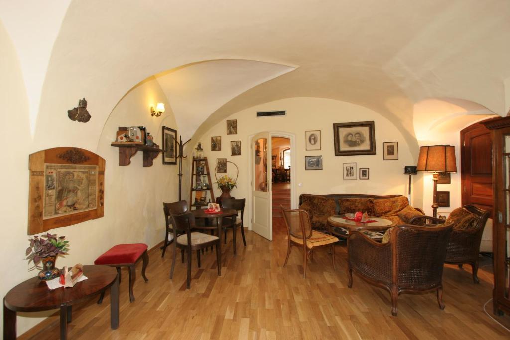 Thunovska Appartement Praag